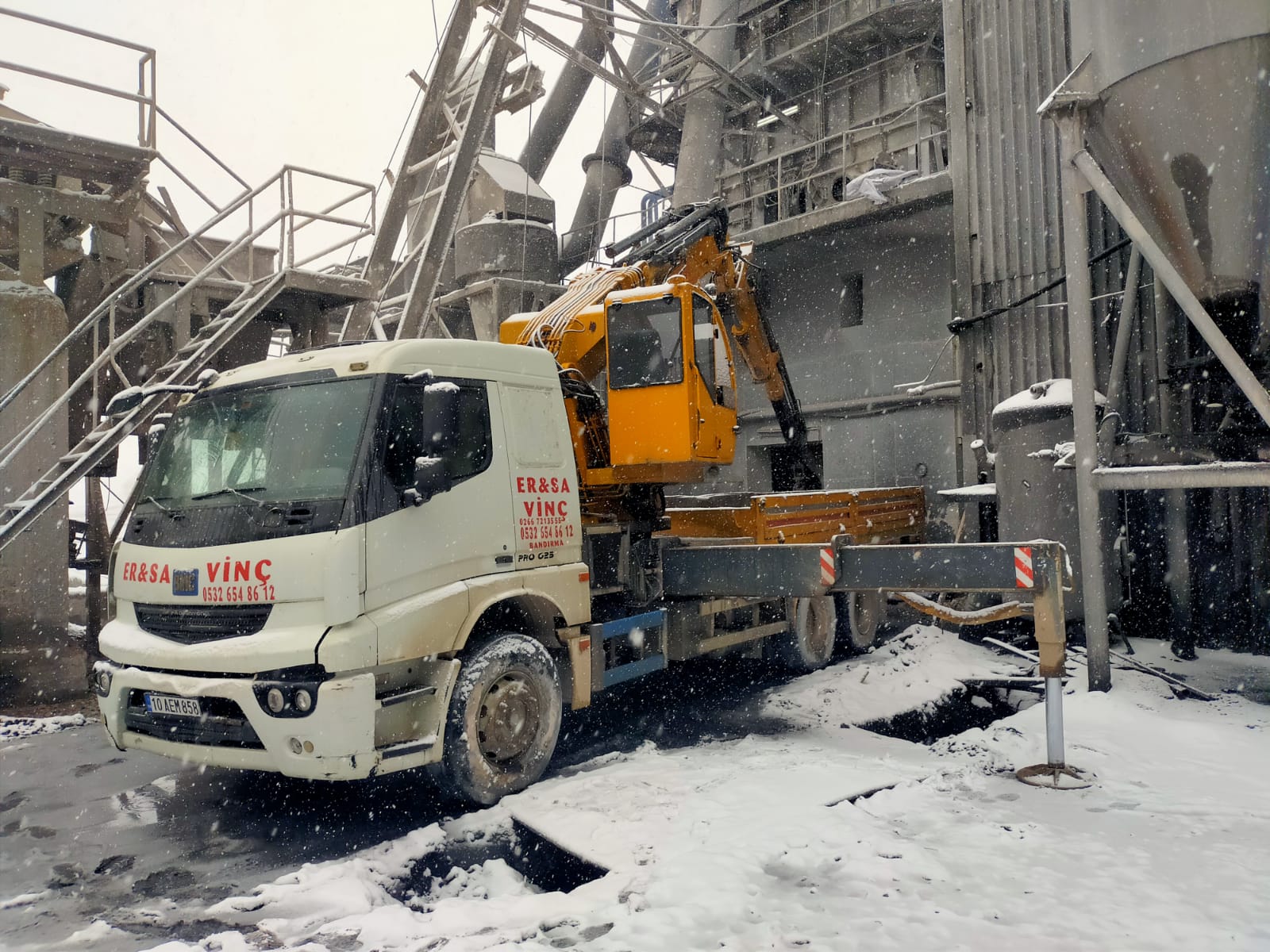 FİRMAMIZDAN KARELER